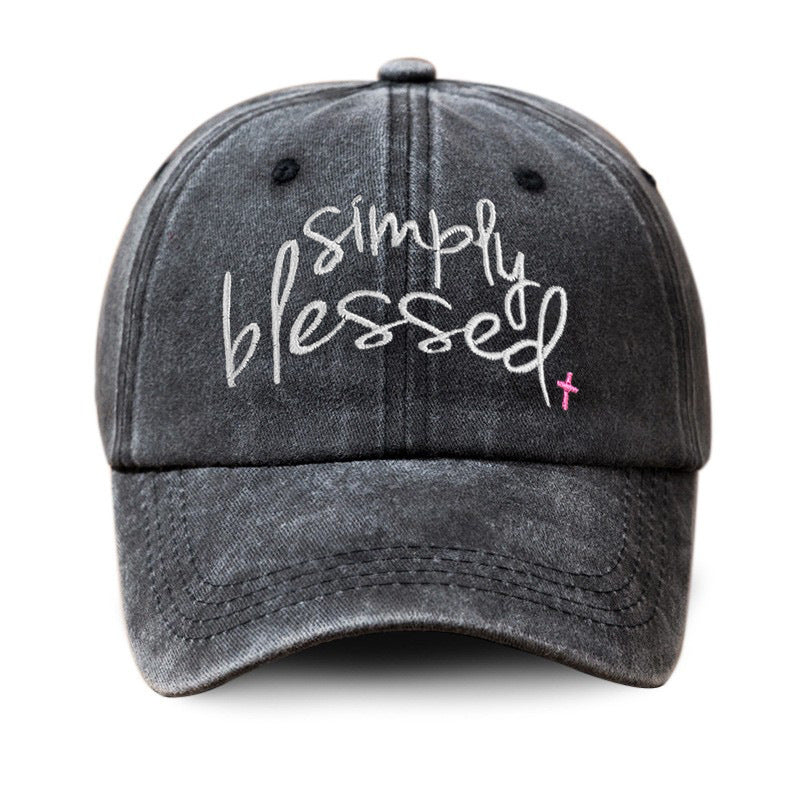 قبعة بيسبول واسعة الحافة معظّمة ومغسولة ومطرزة بحروف إنجليزية من Simply Blessed